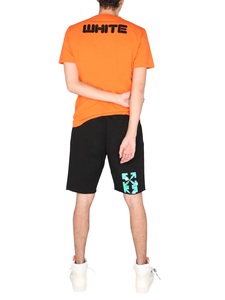 오프화이트 남자 티셔츠 WITH RUBBER LOGO OMAA027
